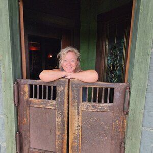 Meet your Posher, Heidi